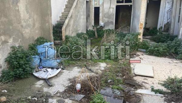 Πτώμα γυναίκας βρέθηκε σε εγκαταλελειμμένο κτίριο