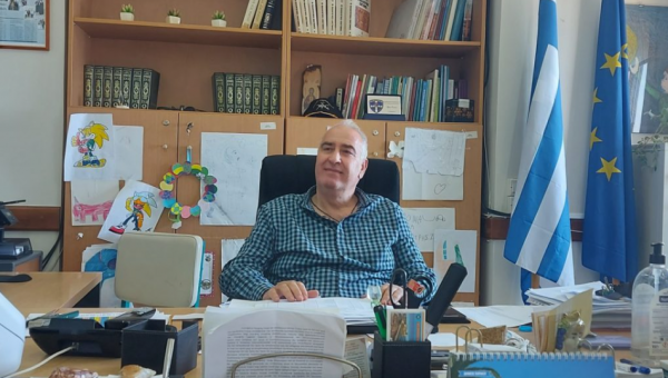 Ο Γενικός Γραμματέας του ΥΠΑΙΘΑ Γιάννης Παπαδομάρκακης