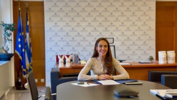 Η υπουργός Κοινωνικής Συνοχής και Οικογένειας, Δόμνα Μιχαηλίδου