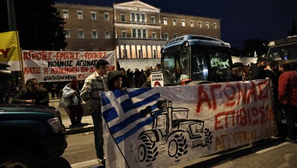 Αγρότες στο Σύνταγμα