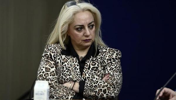 Άννα Στρατινάκη