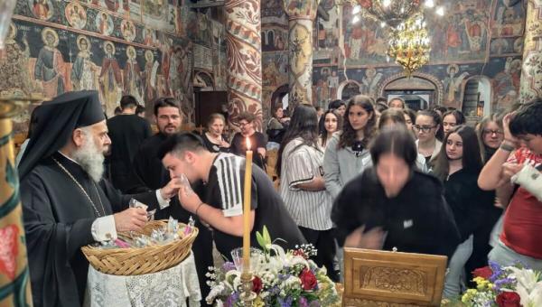 μαθητές στην εκκλησία