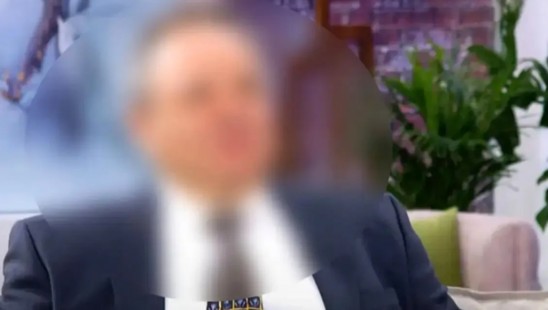 Καρδιοχειρουργός με φακελάκι