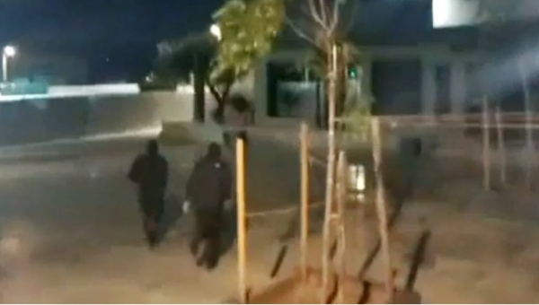 Ρουβίκωνας: Νέα επίθεση στα γραφεία της «Βιολάντα» στο Μενίδι