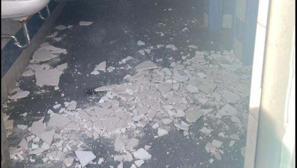 Πτώση σοβάδων σε σχολείο