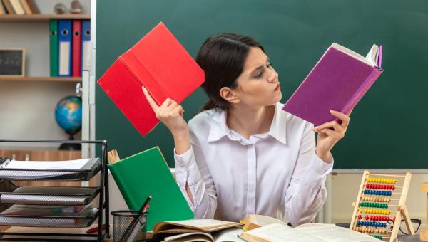 εκπαιδευτικοι