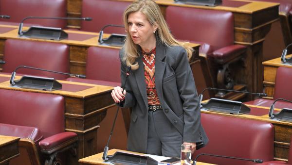 Μερόπης Τζούφη