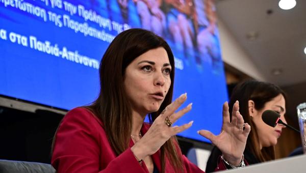 Η Υπουργός Παιδείας, Σοφία Ζαχαράκη