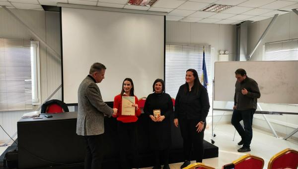 ΔΙΠΑΕ: Βραβεύτηκαν φοιτητές