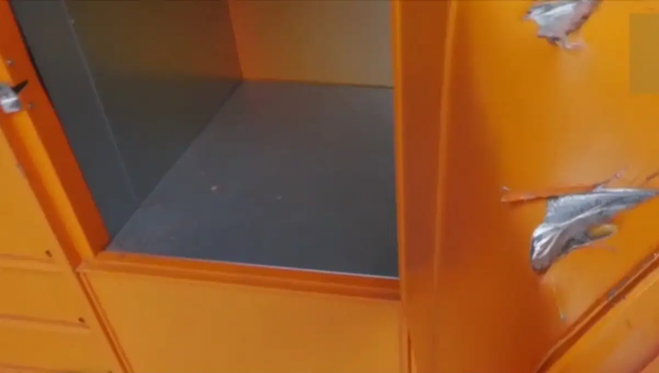 Τρόμος στην Καβάλα: 7χρονο παιδί κλειδώθηκε σε θυρίδα αυτόματης παραλαβής (locker)