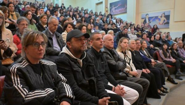 Πάνος Ρούτσι - σε παράσταση του μουσικού σχολείου Λάρισας