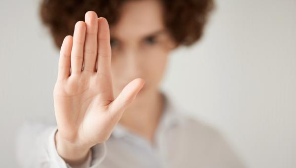 Παρενόχληση γυναίκα