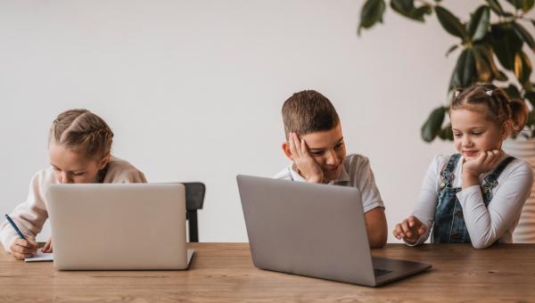 Τηλεκπαίδευση