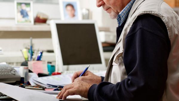 Εργαζόμενος συνταξιούχος