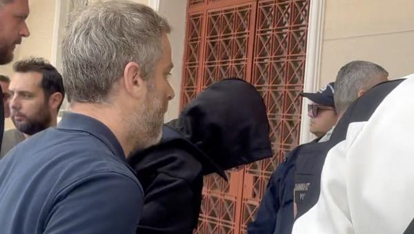 26χρονος αρσιβαρίστας