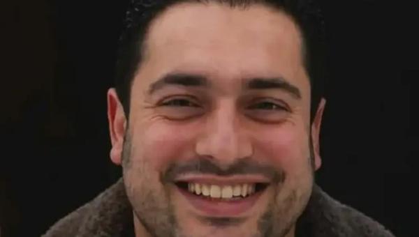 Καθηγητής Γιάννης Παρασκευόπουλος