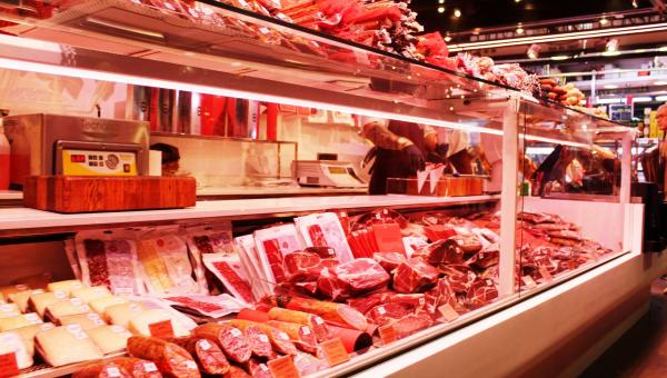 Κρεοπωλείο σε σούπερ μάρκετ