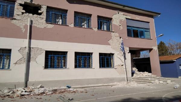 Σεισμός σε σχολείο με καταστροφές