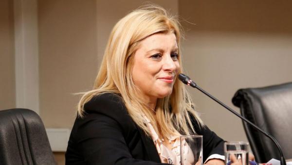 Η εκπρόσωπος Τύπου του ΕΦΚΑ, Φωτεινή Βρύνα