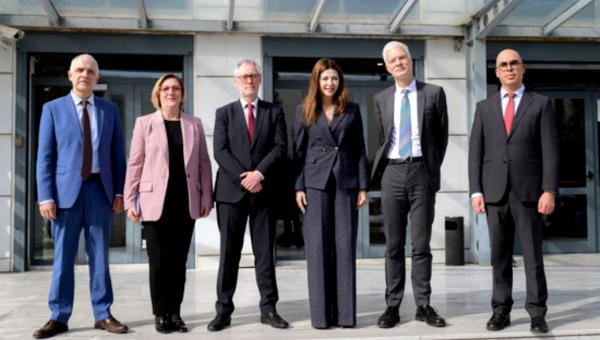 Υπουργείο Παιδείας, Θρησκευμάτων και Αθλητισμού και στελέχη του ΟΟΣΑ