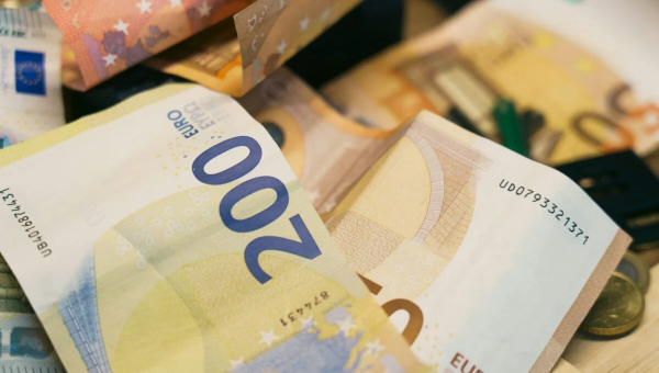Εθνικό Μητρώο Παροχών: Τι αλλάζει σε 27 επιδόματα και ποιοι «κόφτες» έρχονται