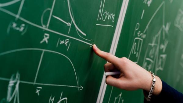 Διαμαρτυρία για αντιπαιδαγωγικές αναθέσεις ΠΕ04 στο ΠΥΣΔΕ Δ.Θεσσαλονίκης