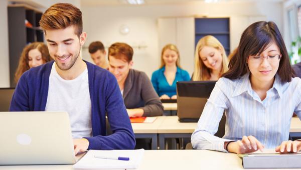 ekpaideysi_ekpaideyton_enilikon