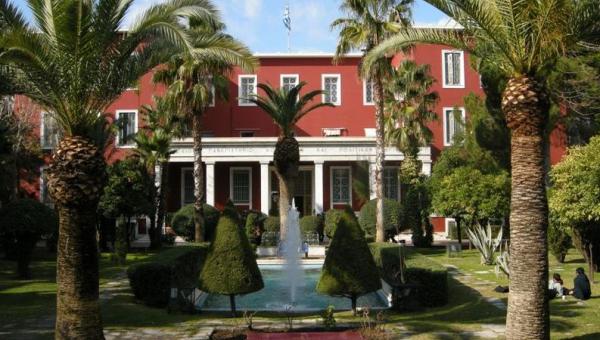 Αναβολή αυριανών εξετάσεων στο Πάντειο λόγω απεργίας