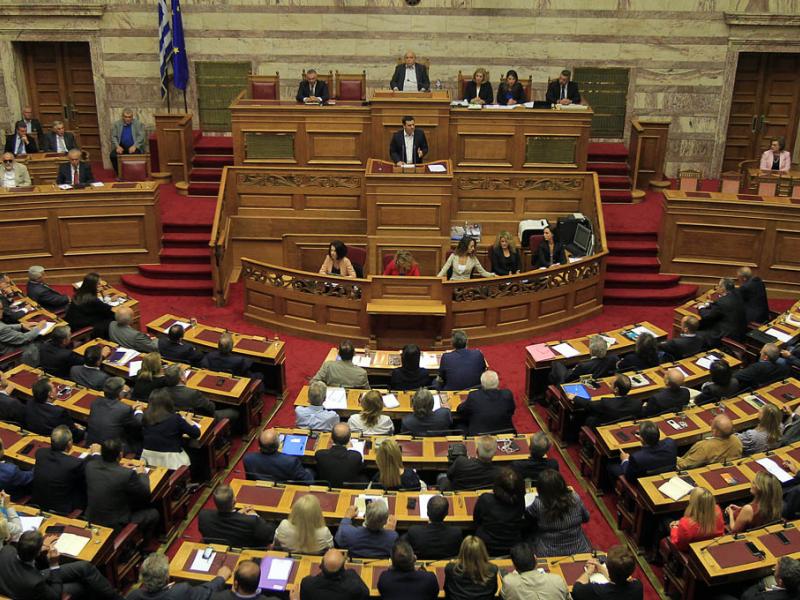 12-60614voulholomeleiatsipras1200.jpg