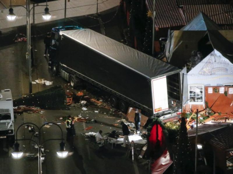 1482201055_berlin-truck-attack.jpg
