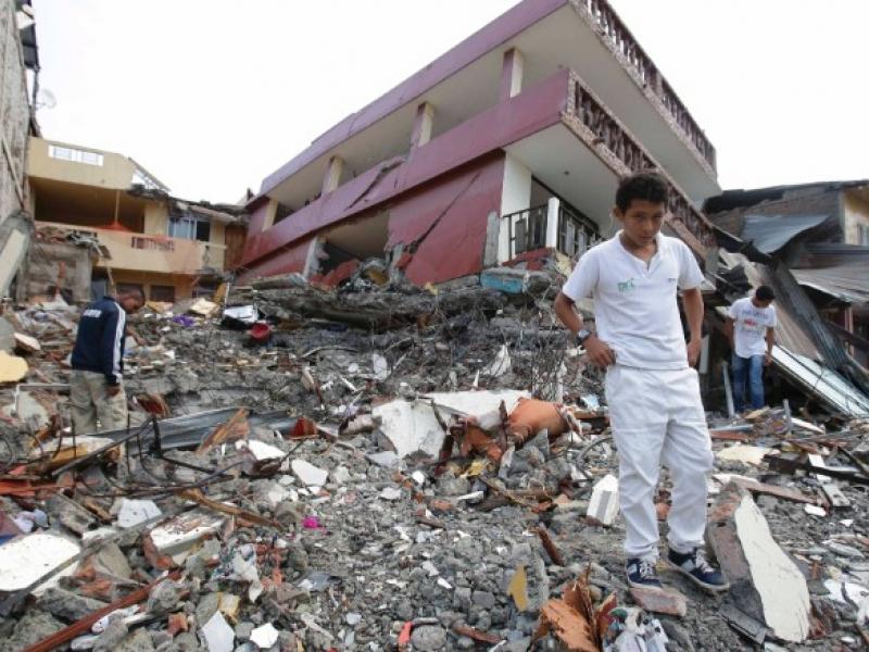 160417112638-02-ecuador-quake-0417-exlarge-tease.jpg