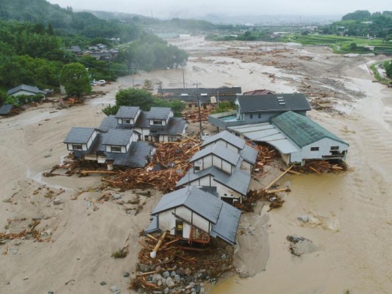 170708135823-02-kyushu-floods-exlarge-169_1.jpg