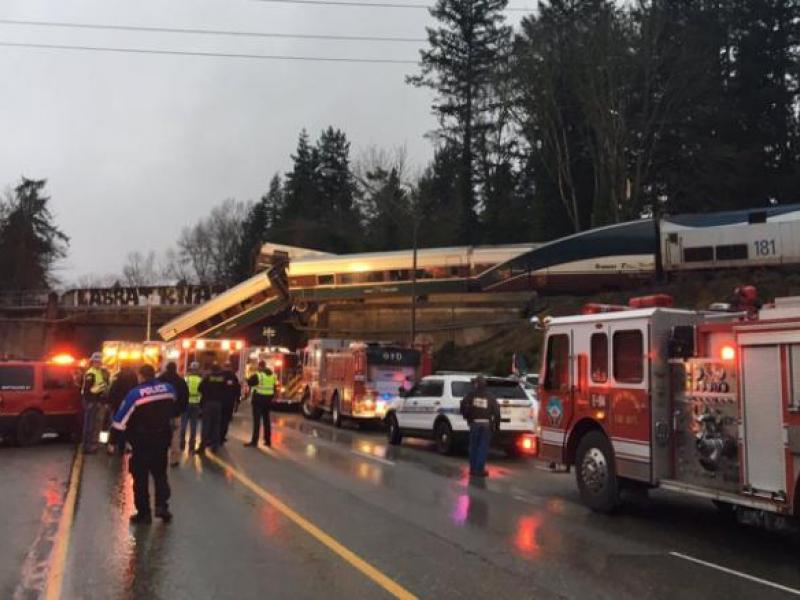 171218120211-04-wa-amtrak-crash-1218-exlarge-169.jpg