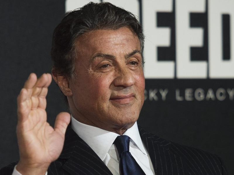 18-00057stallone.jpg
