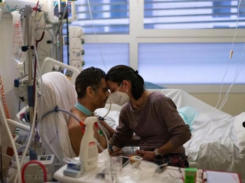 ΜΕΘ κορονοϊός, νοσηλευόμενος, ασθενής