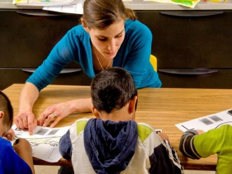 εκπαιδευτικοι 7.jpg