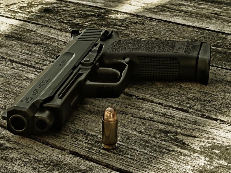 pistol-gbef77a59a_1920.jpg