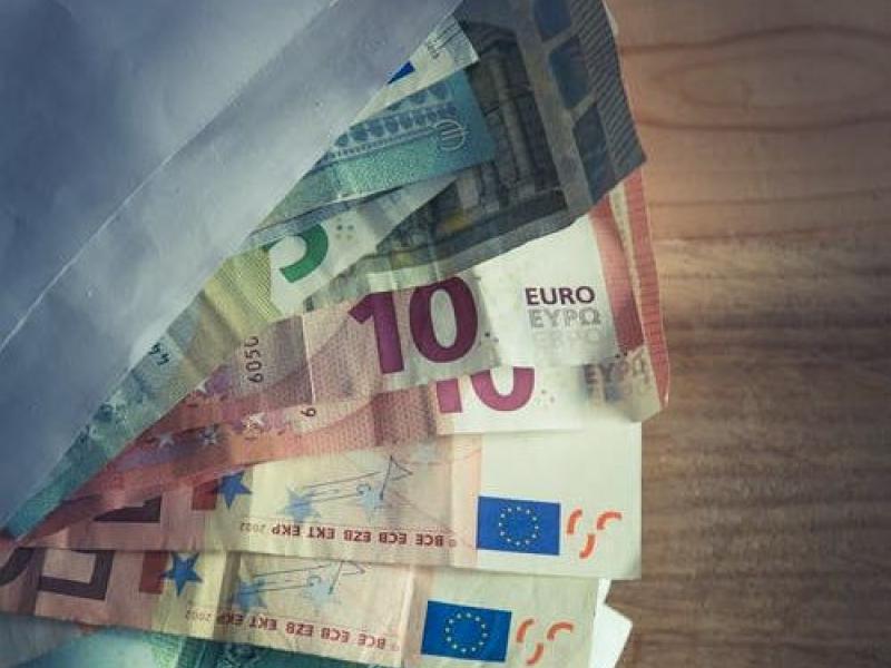 euro, ευρώ, χρήματα, μισθοδοσία.jpg