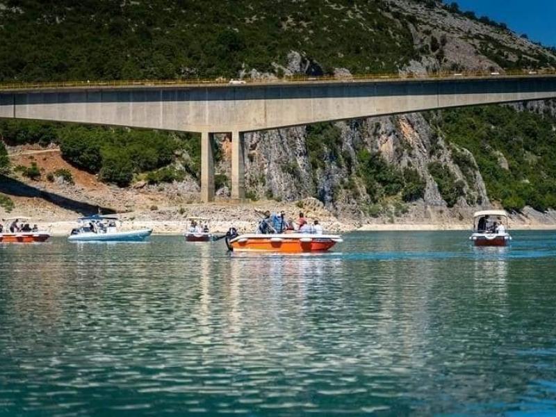 λίμνη Κρεμαστών 2