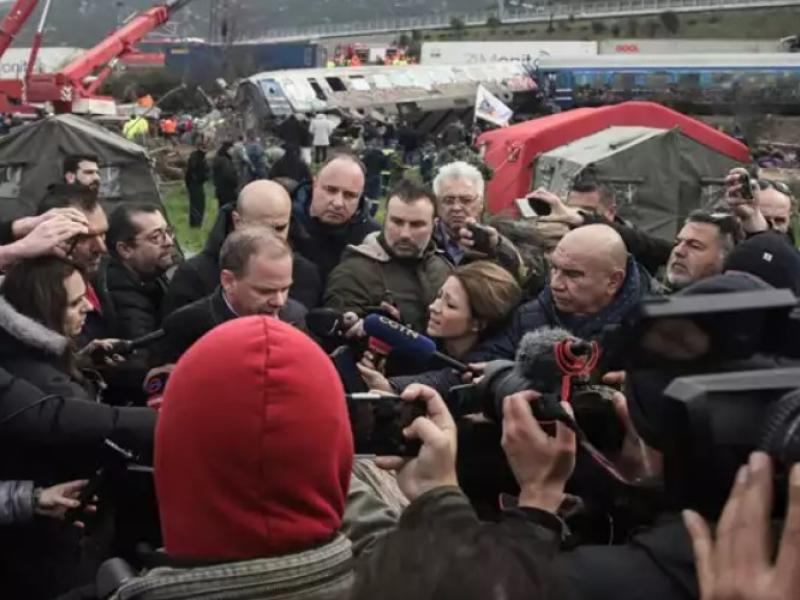 τεμπη-καραμανλης