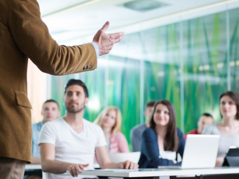 εκπαιδευση ενηλίκων