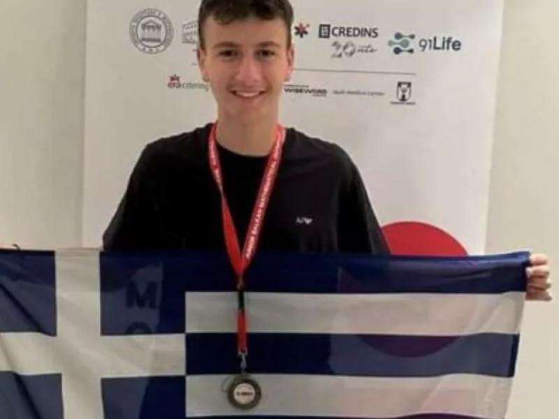 Μαθηματική Ολυμπιάδα Νέων: 15χρονος Ηλείος μαθητής 3ος Ολυμπιονίκης!
