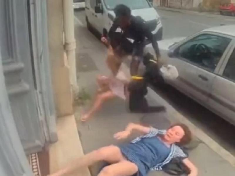 Επίθεση στη Γαλλία