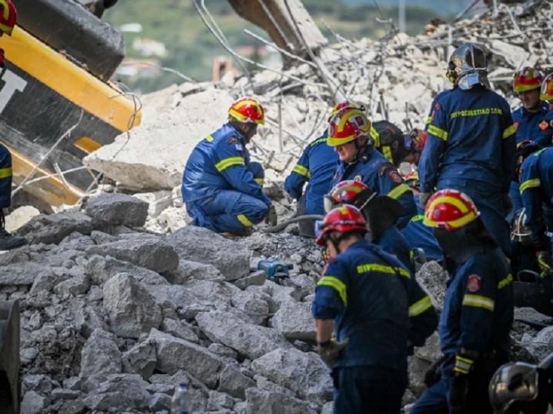 Κατέρρευσε γέφυρα στην Πάτρα