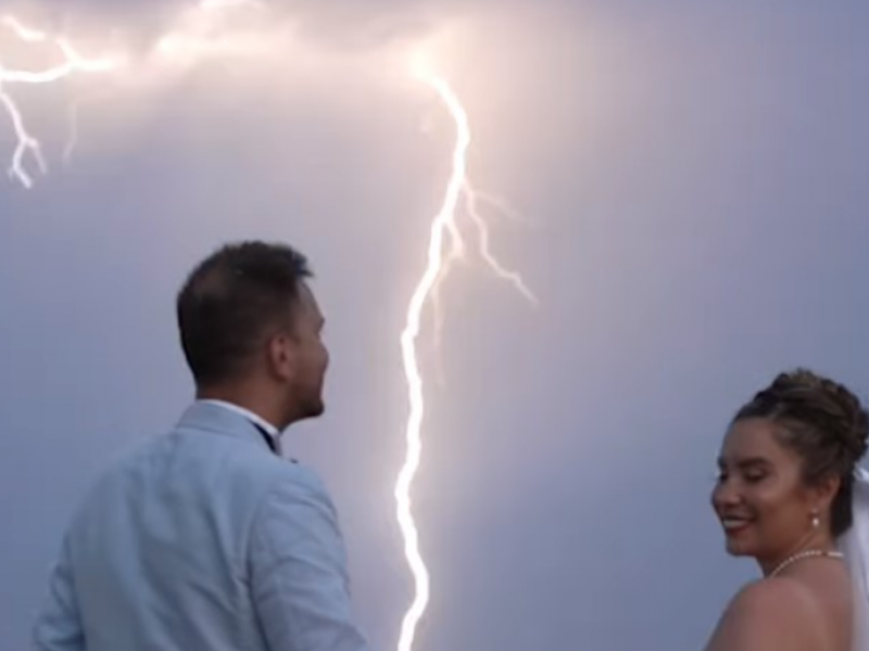 ζευγάρι κεραυνοί