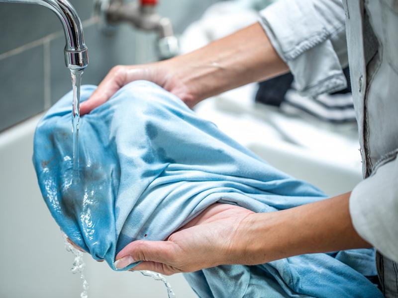 Λεκέδες στα ρούχα