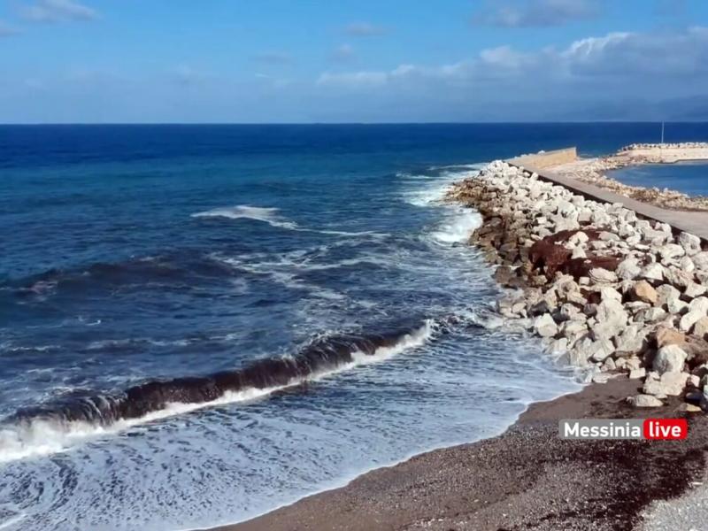 ΛΙΜΑΝΙ-ΚΥΠΑΡΙΣΣΙΑΣ