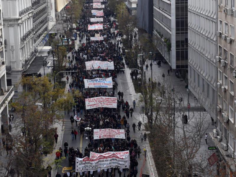 φοιτητες 25 1