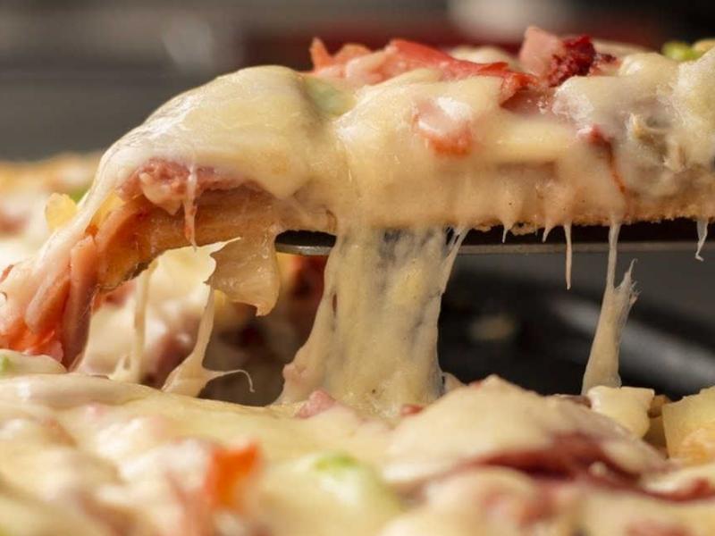 Πίτσα με τυρί