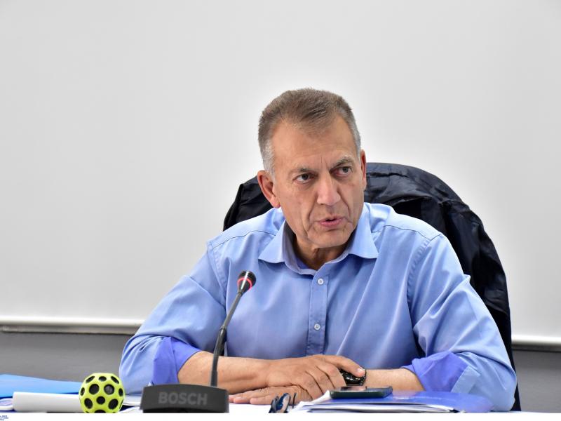 Γιάννης Βρούτσης